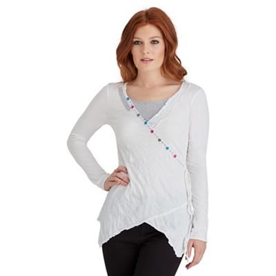White crinkle button top